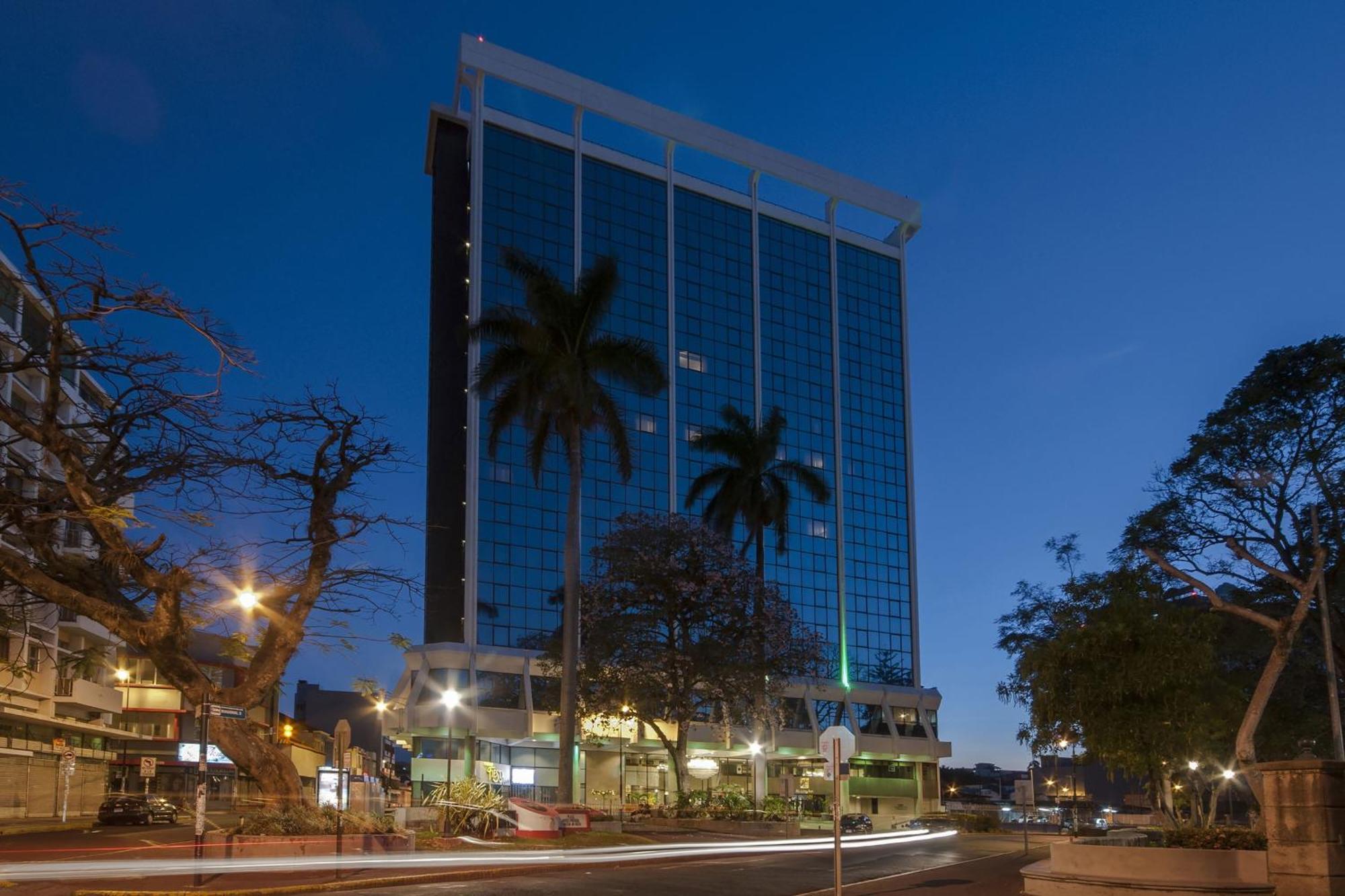 Delta Hotels By Marriott San Jose Aurola Exterior photo