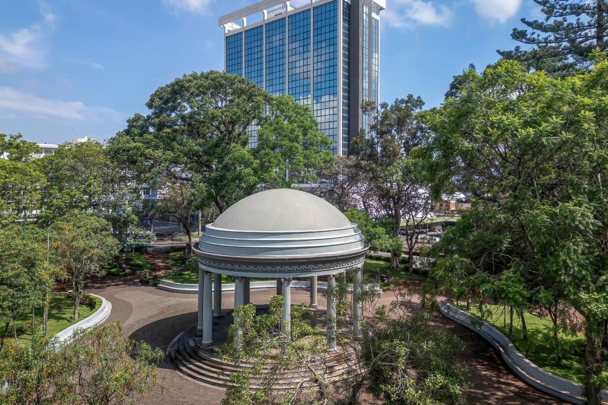 Delta Hotels By Marriott San Jose Aurola Exterior photo